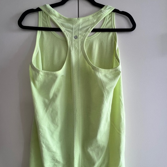 Lululemon Swiftly tech racerback tank size 12 - Picture 2 of 2
